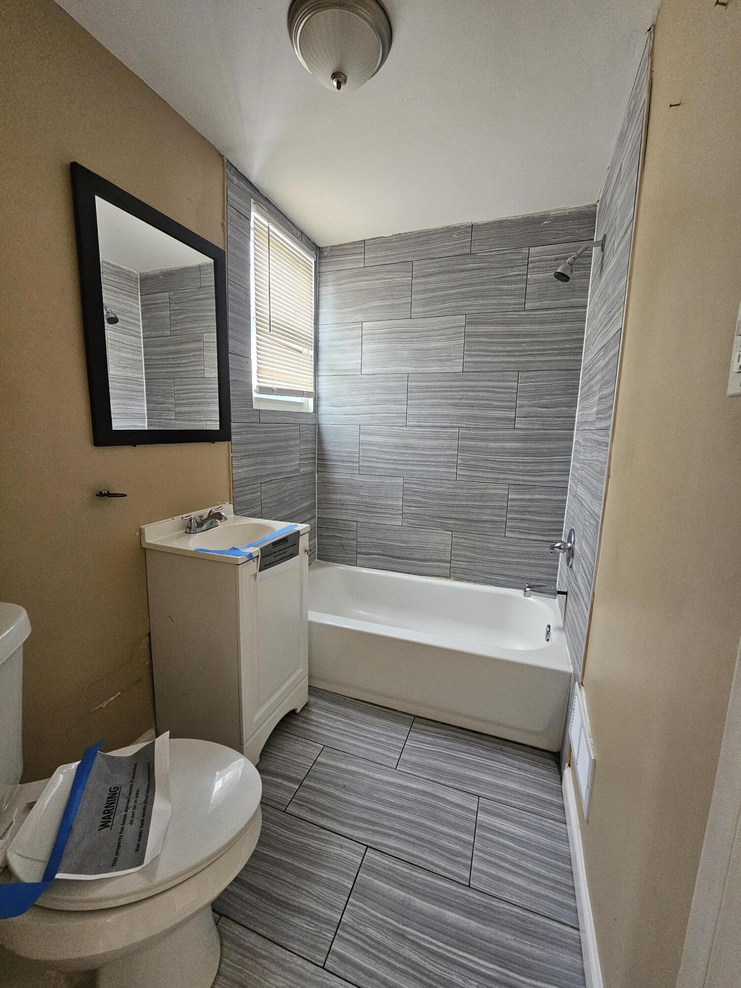 12066 Minden Avenue Detroit, MI 48205 - Photo 15 of 21 1000041573