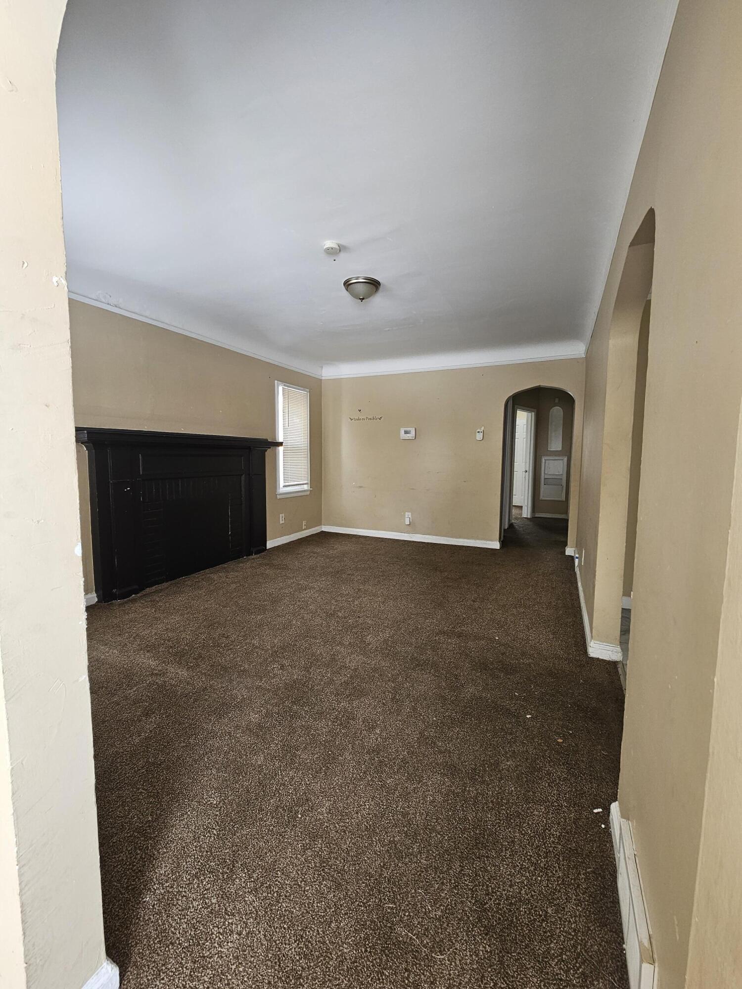 12066 Minden Avenue Detroit, MI 48205 - Photo 2 of 21 1000041560