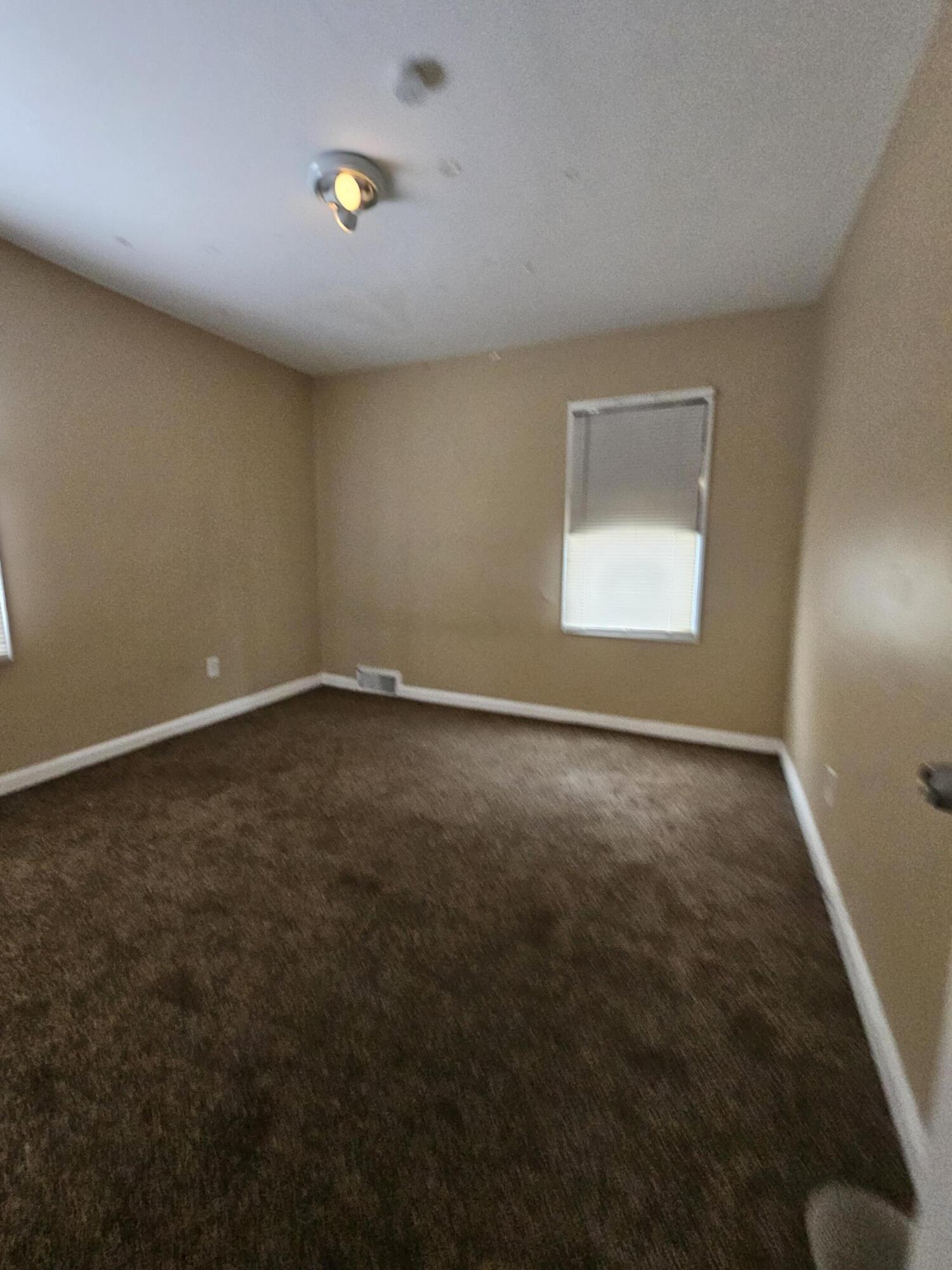 12066 Minden Avenue Detroit, MI 48205 - Photo 9 of 21 1000041567