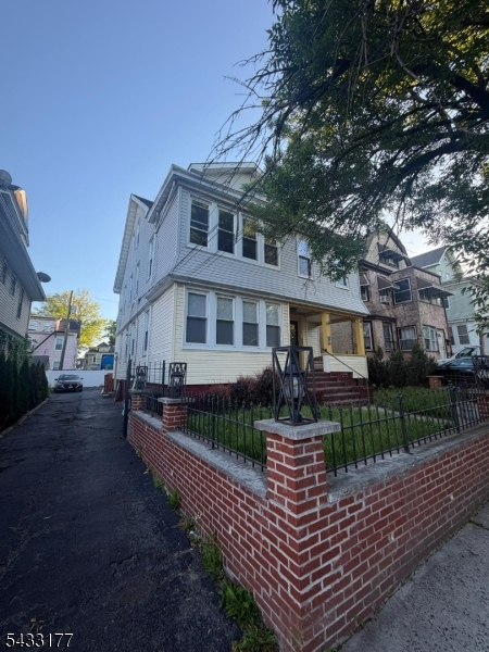 166 Renner Avenue, Unit 3 Newark, NJ 07112 - Photo 2 of 24
