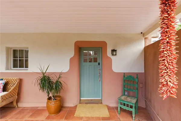 $2,385,000 | 512 Acequia Madre, Unit A/B, Santa Fe, NM 87505