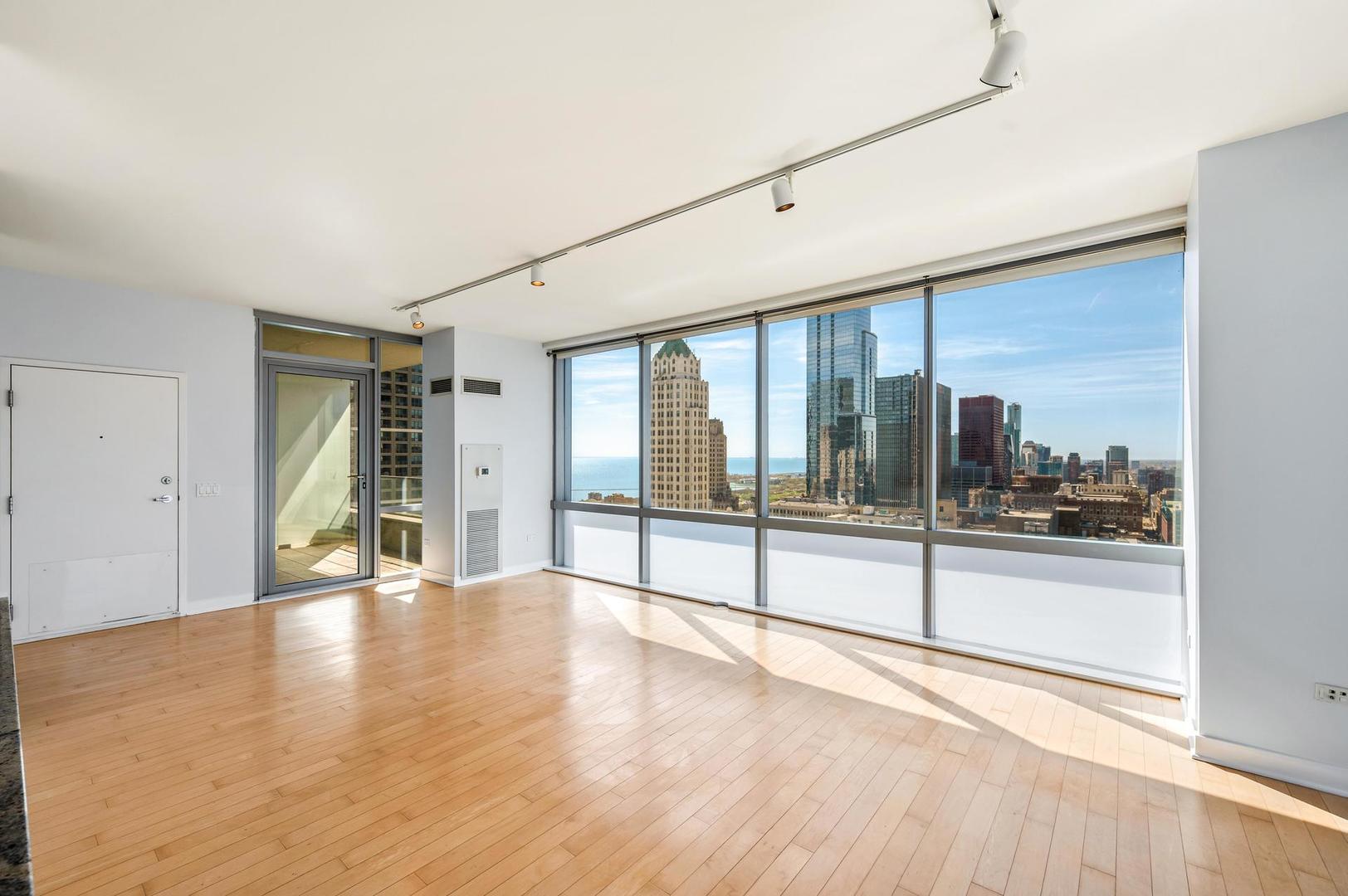 8 East Randolph Street, Unit 3108 Chicago, IL 60601 - Photo 3 of 18