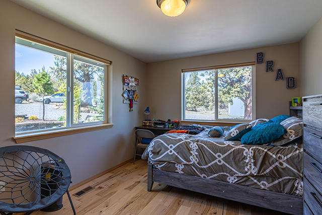 21175 Southwest Gift Road Bend, OR 97703 - Photo 14 of 26 Image13_Bedroom_3_1