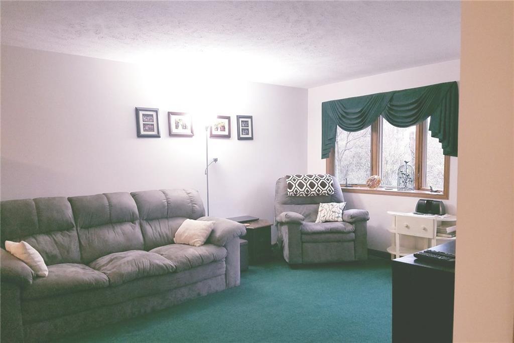 4260 Midfield Street, Unit 11 Springfield, OH 45503 - Photo 2 of 11