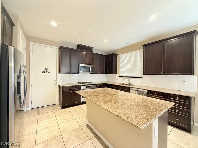 $2,350 | 1422 Ozzie Smith Avenue, Henderson, NV 89074