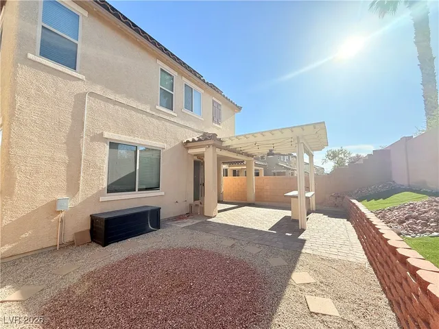 $2,350 | 1422 Ozzie Smith Avenue, Henderson, NV 89074