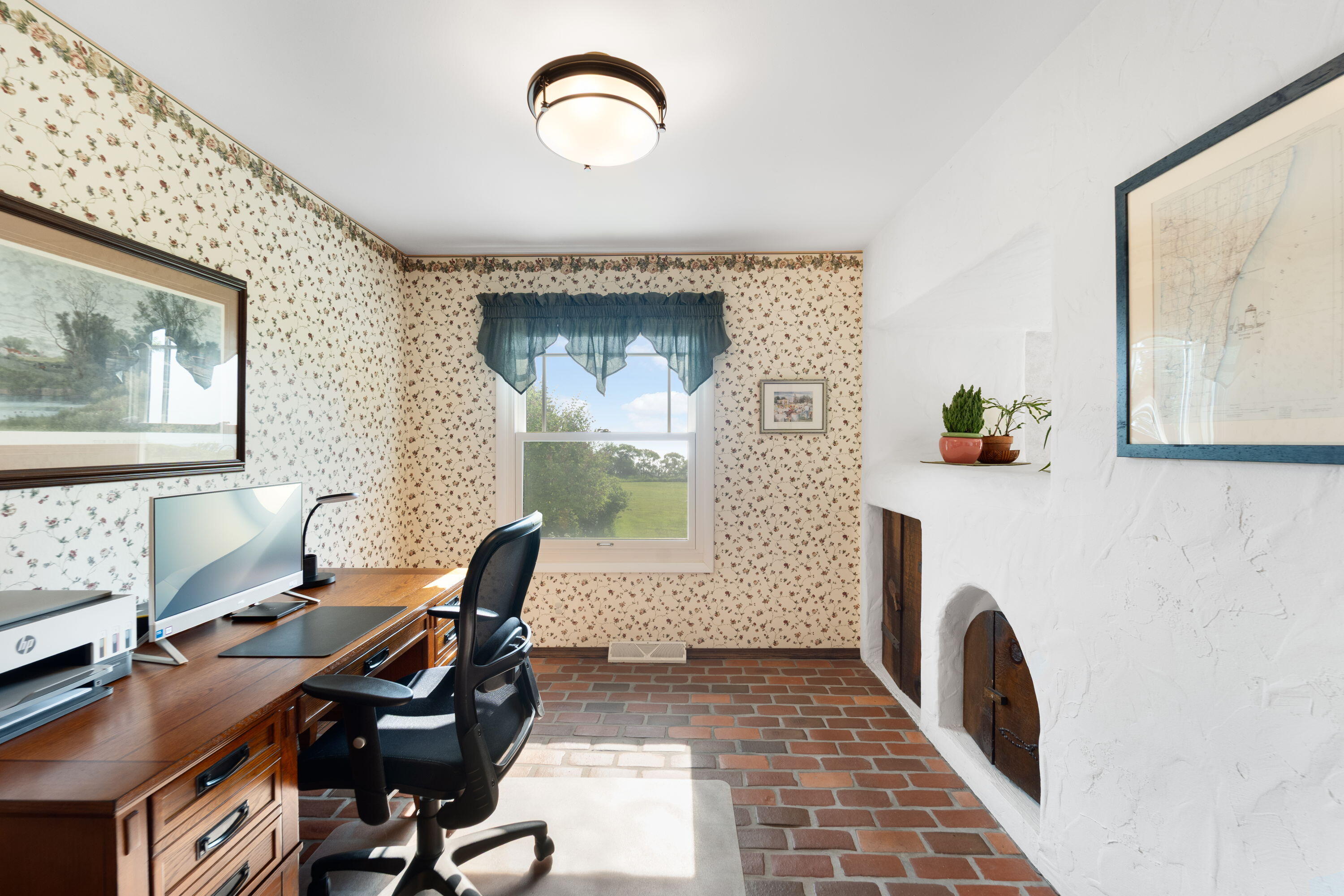 1270 Lake Shore Road Grafton, WI 53024 - Photo 29 of 99 Spacious Office with the Views!