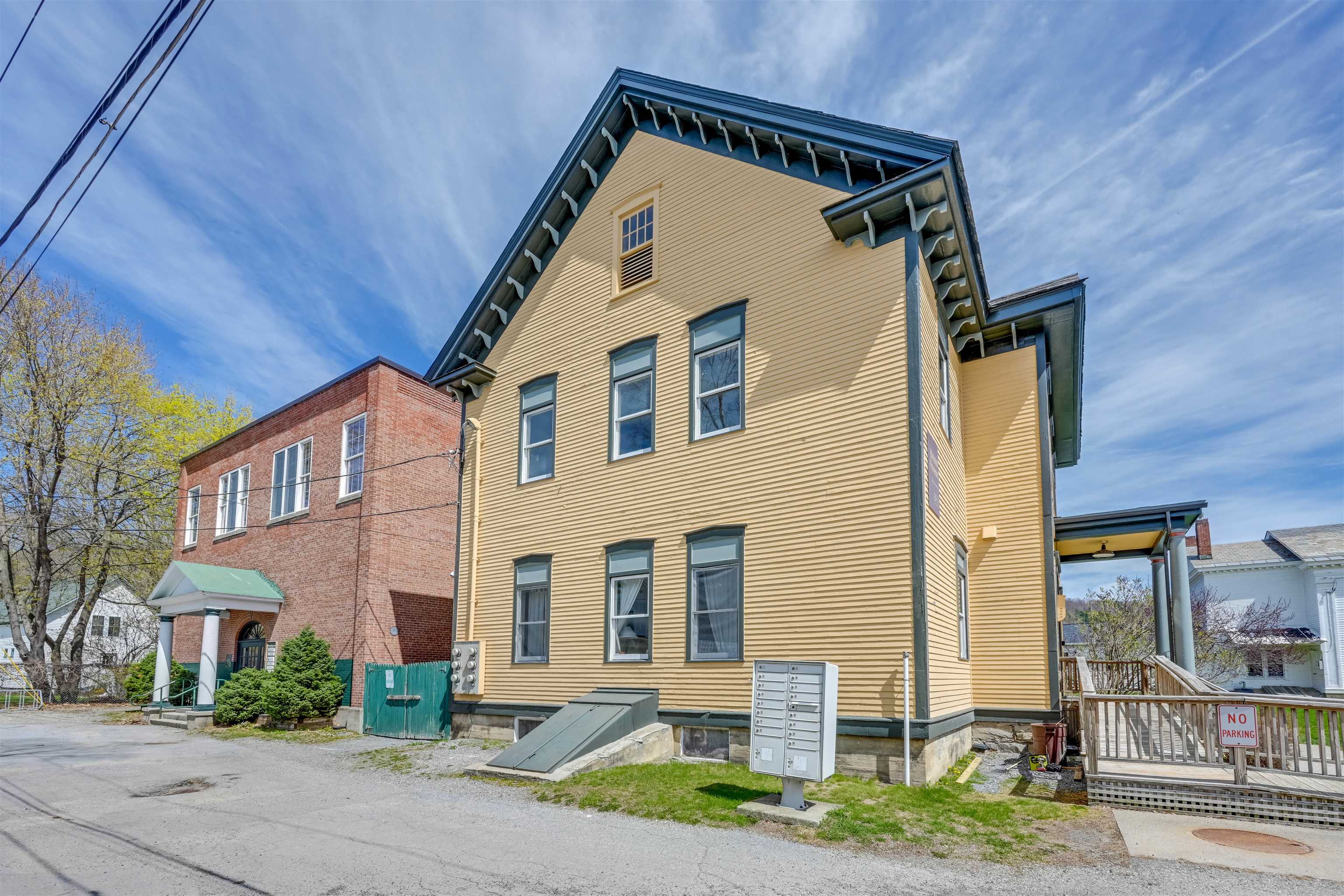 14 School Street Bristol, VT 05443 - Photo 47 of 60