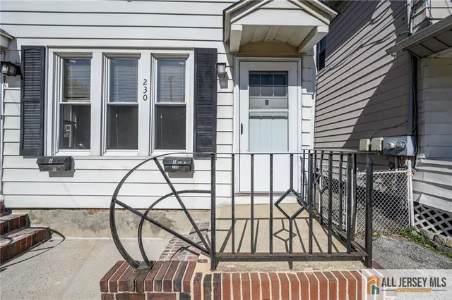 $2,500 | 230 John Street, South Amboy, NJ 08879