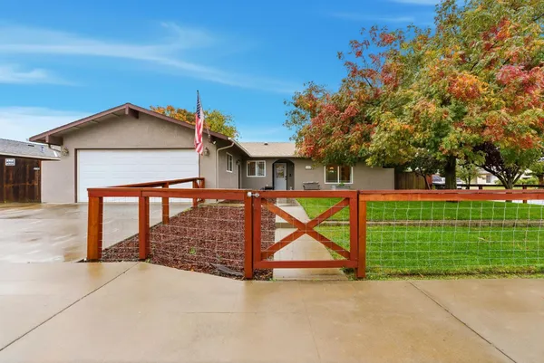 $402,000 | 1438 Indianapolis Avenue, Clovis, CA 93611
