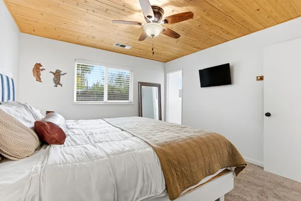 $402,000 | 1438 Indianapolis Avenue, Clovis, CA 93611