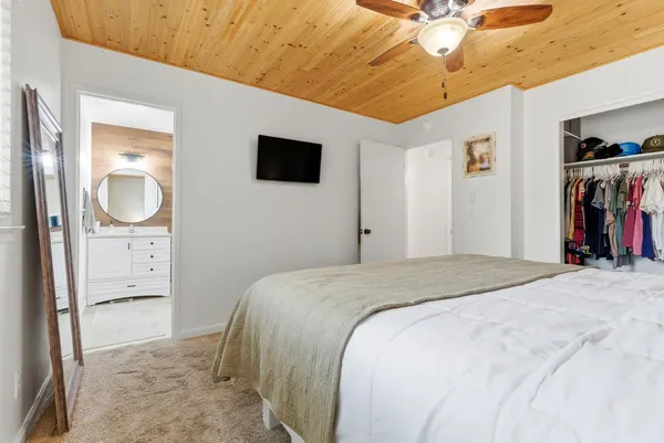 $402,000 | 1438 Indianapolis Avenue, Clovis, CA 93611