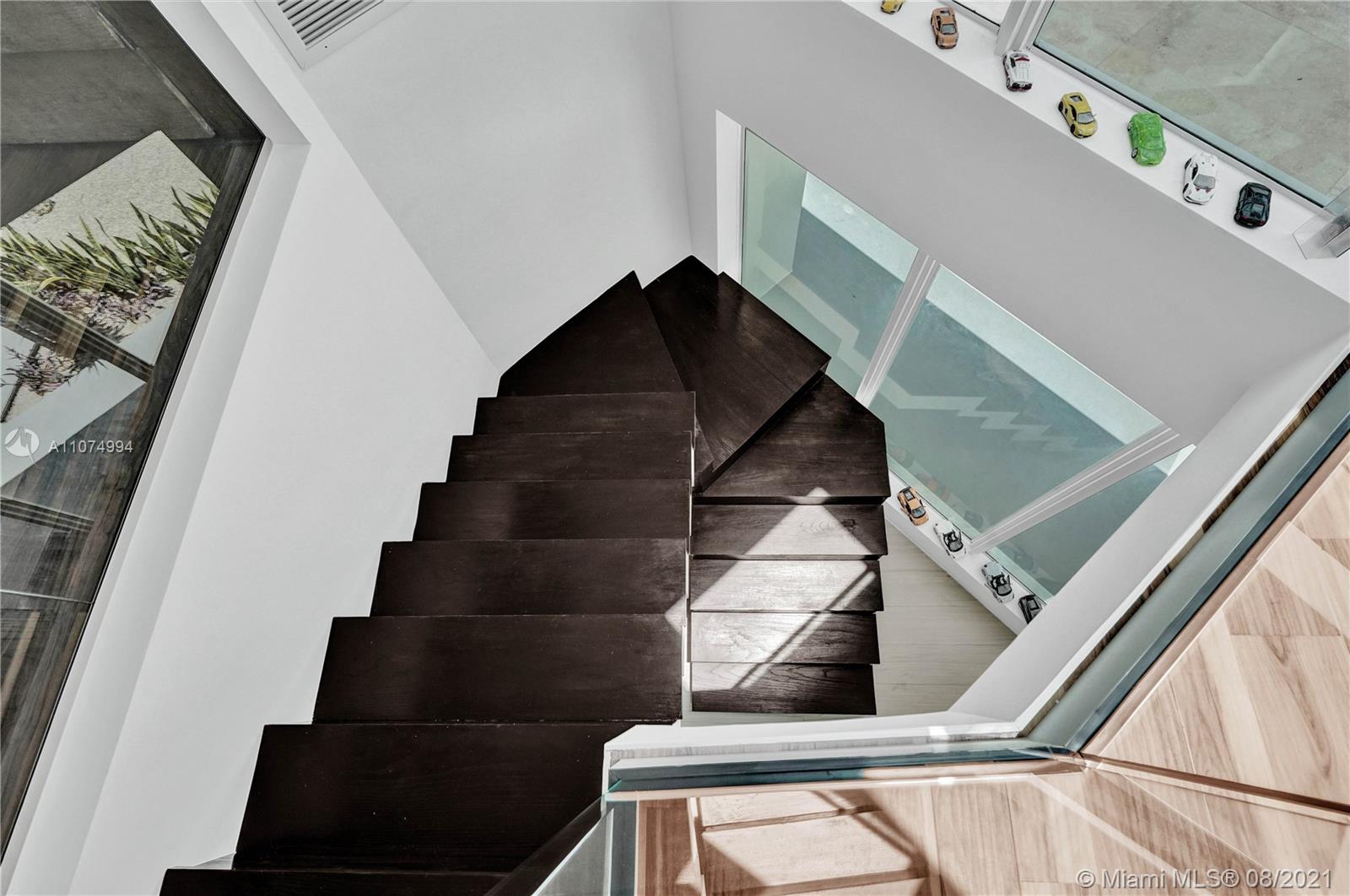 3570 Main Highway Miami, FL 33133 - Photo 27 of 76