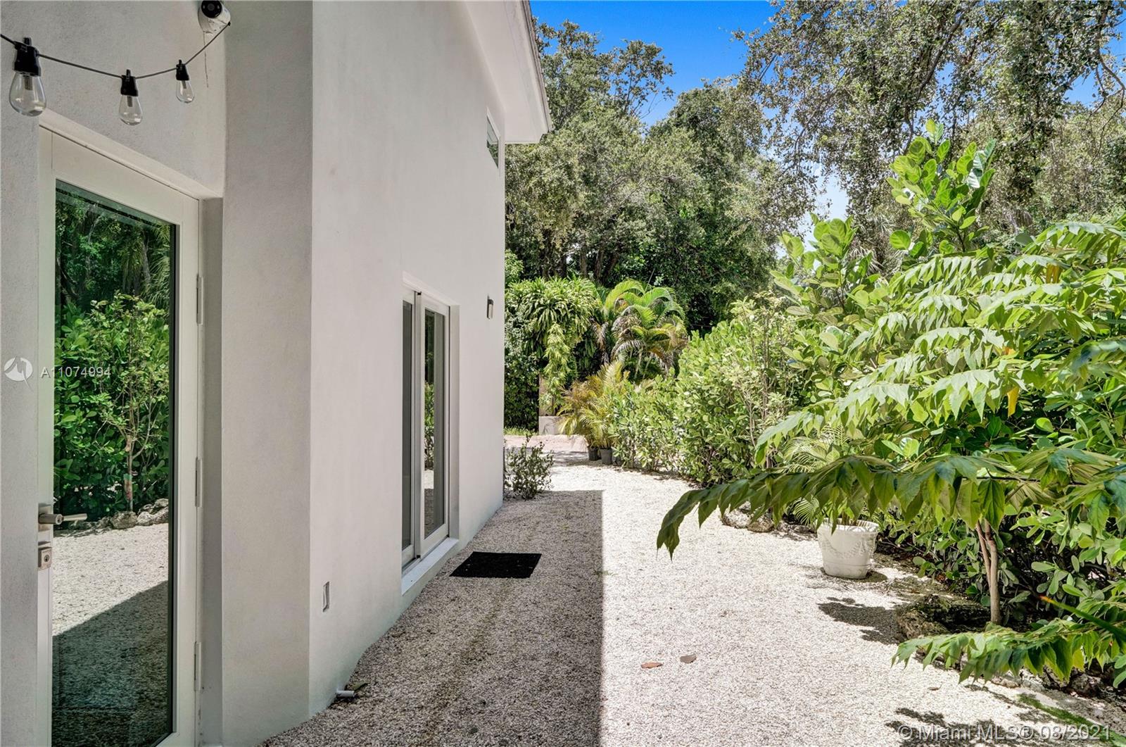 3570 Main Highway Miami, FL 33133 - Photo 10 of 76