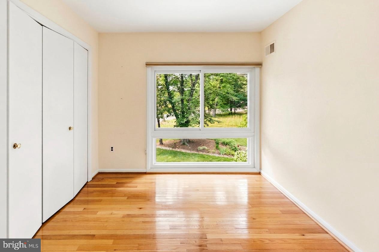 8566 Brickyard Road Potomac, MD 20854 - Photo 32 of 52 Bedroom