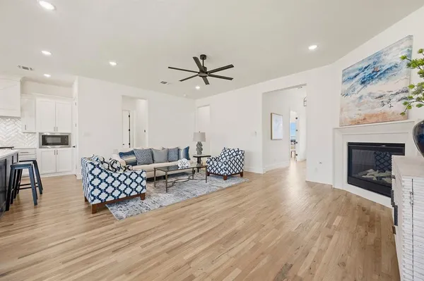 $550,000 | 140 Rocky Top Rnch Lane, Azle, TX 76020
