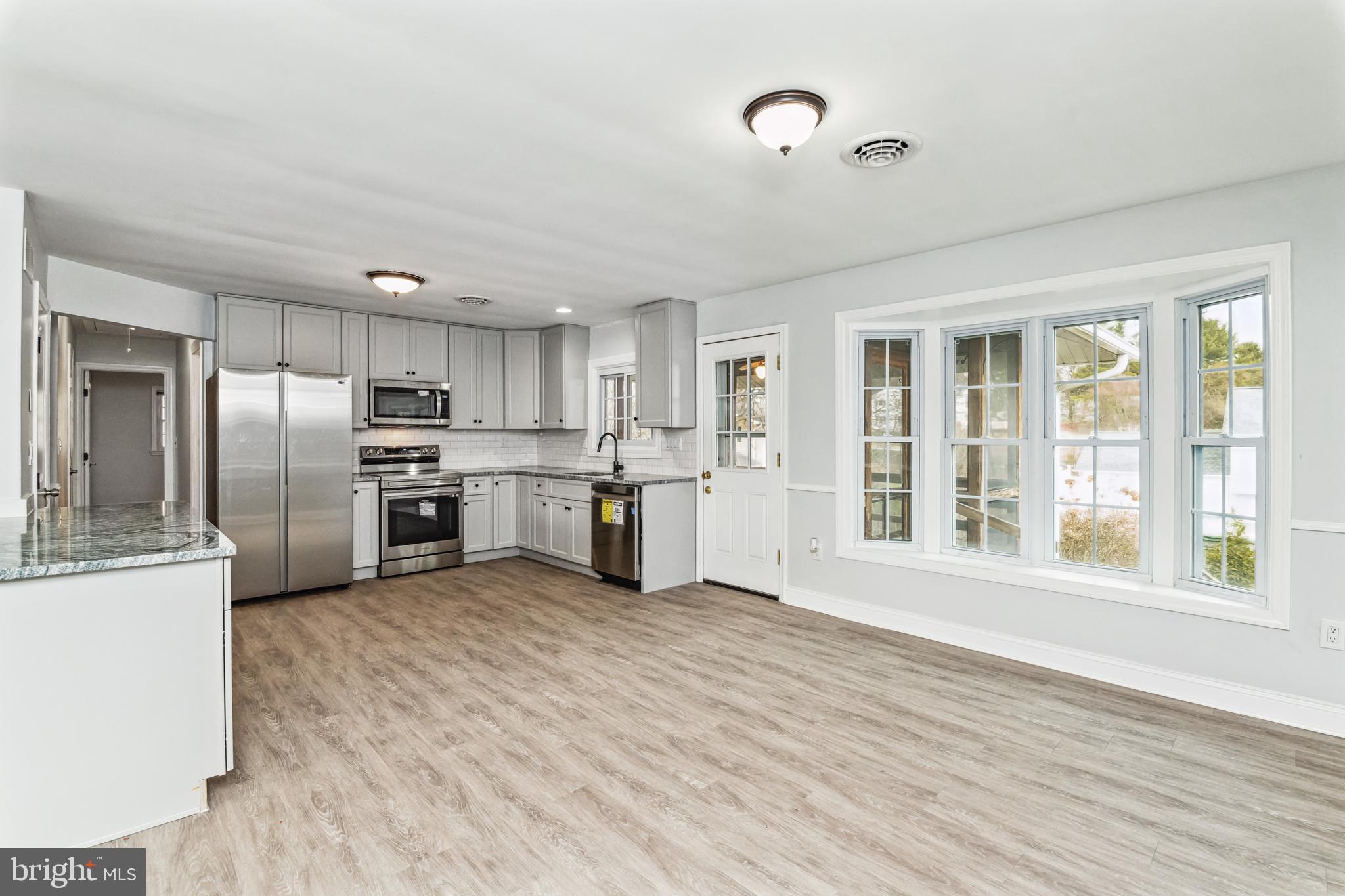 130 Hahn Road Westminster, MD 21157 - Photo 11 of 37