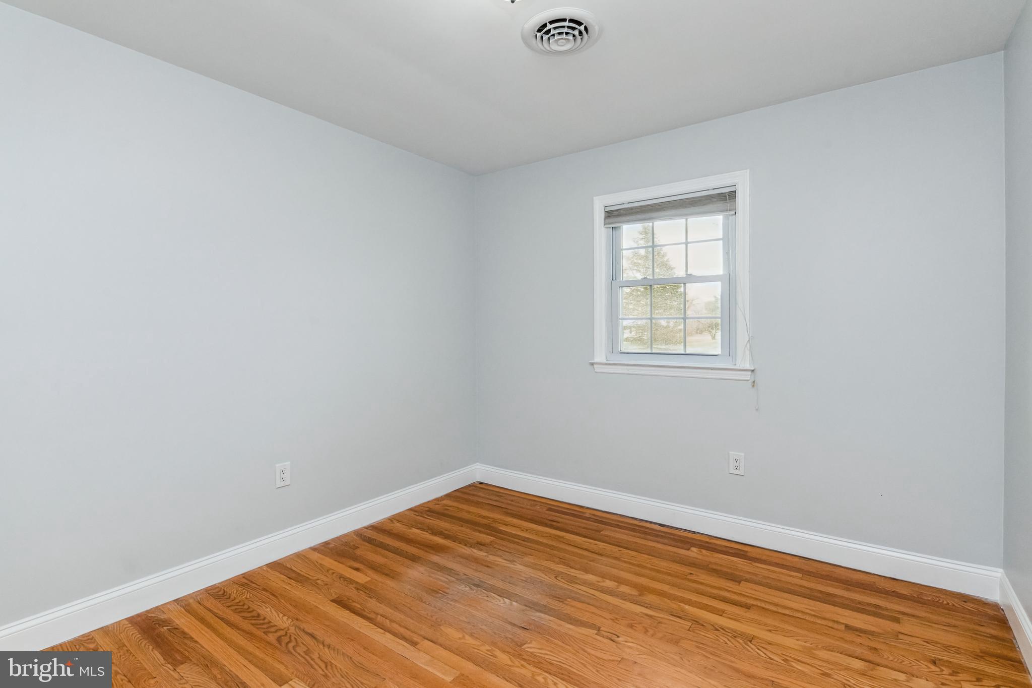 130 Hahn Road Westminster, MD 21157 - Photo 18 of 37 Main Level Bed 1