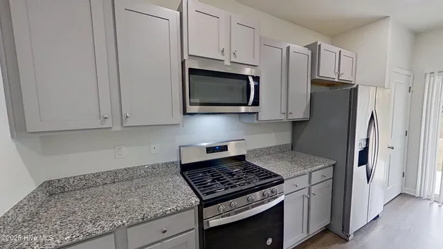 $2,275 | 9051 St George Road, Wilmington, NC 28411