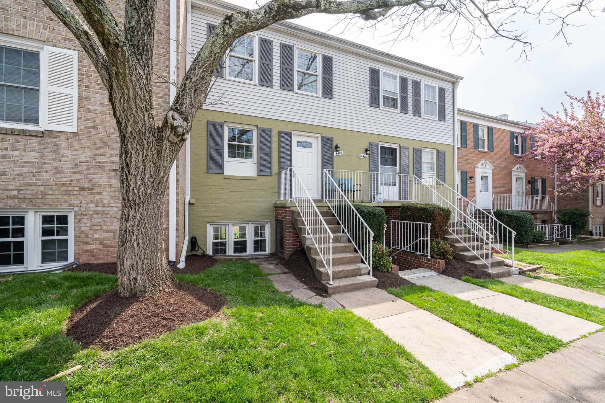 14419 Cool Oak Lane Centreville, VA 20121 - Photo 3 of 40