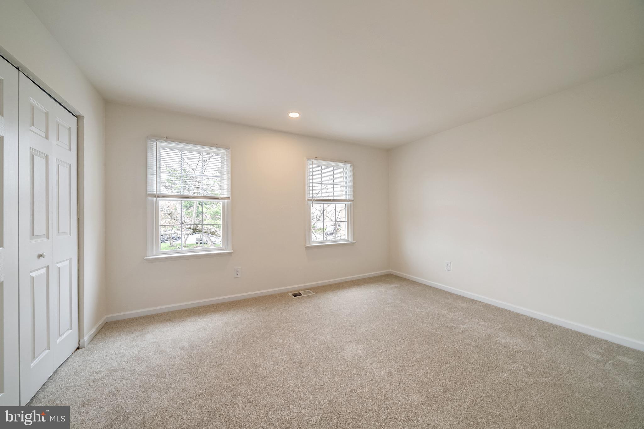 14419 Cool Oak Lane Centreville, VA 20121 - Photo 31 of 40