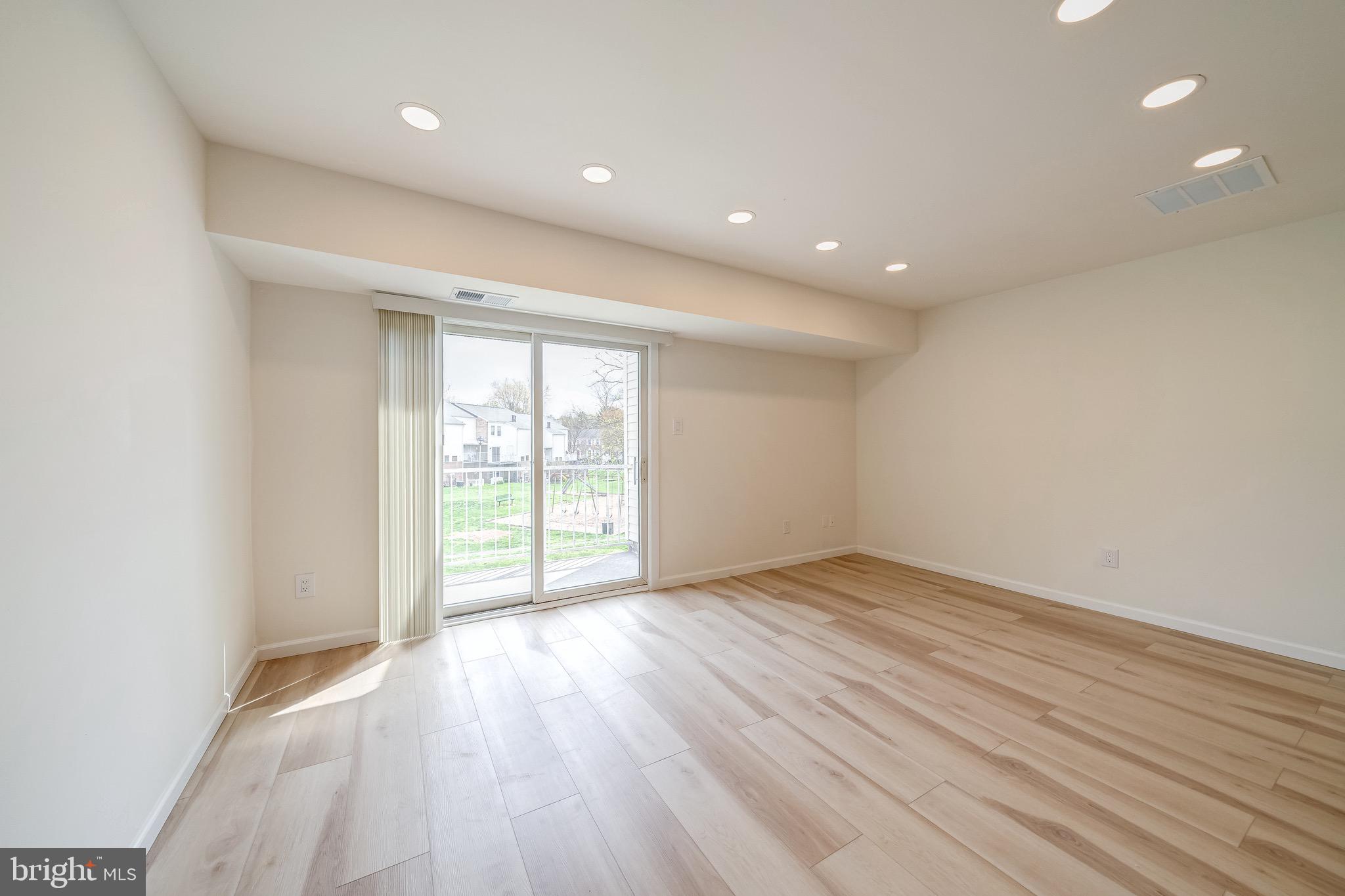 14419 Cool Oak Lane Centreville, VA 20121 - Photo 9 of 40