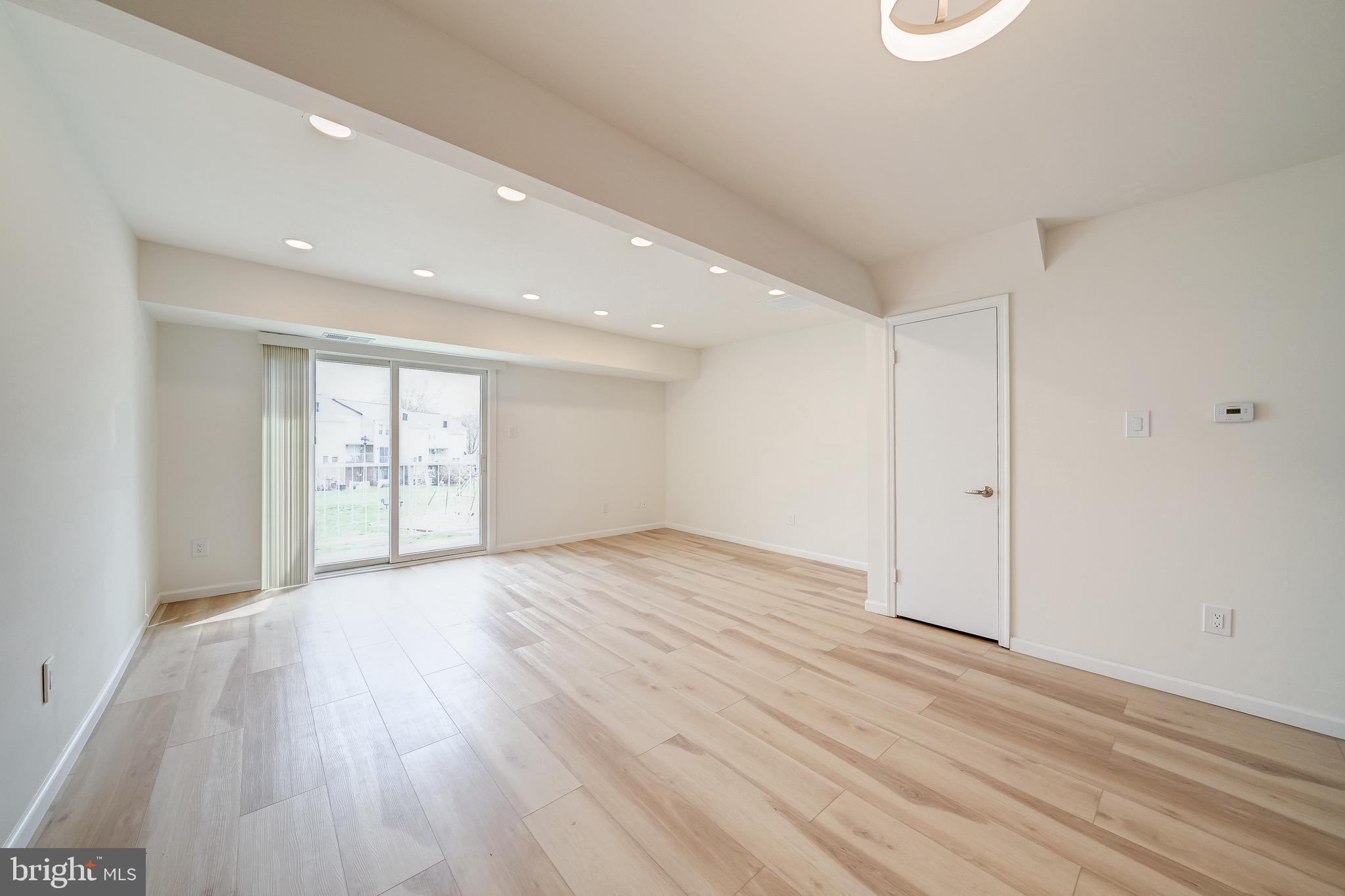 14419 Cool Oak Lane Centreville, VA 20121 - Photo 10 of 40