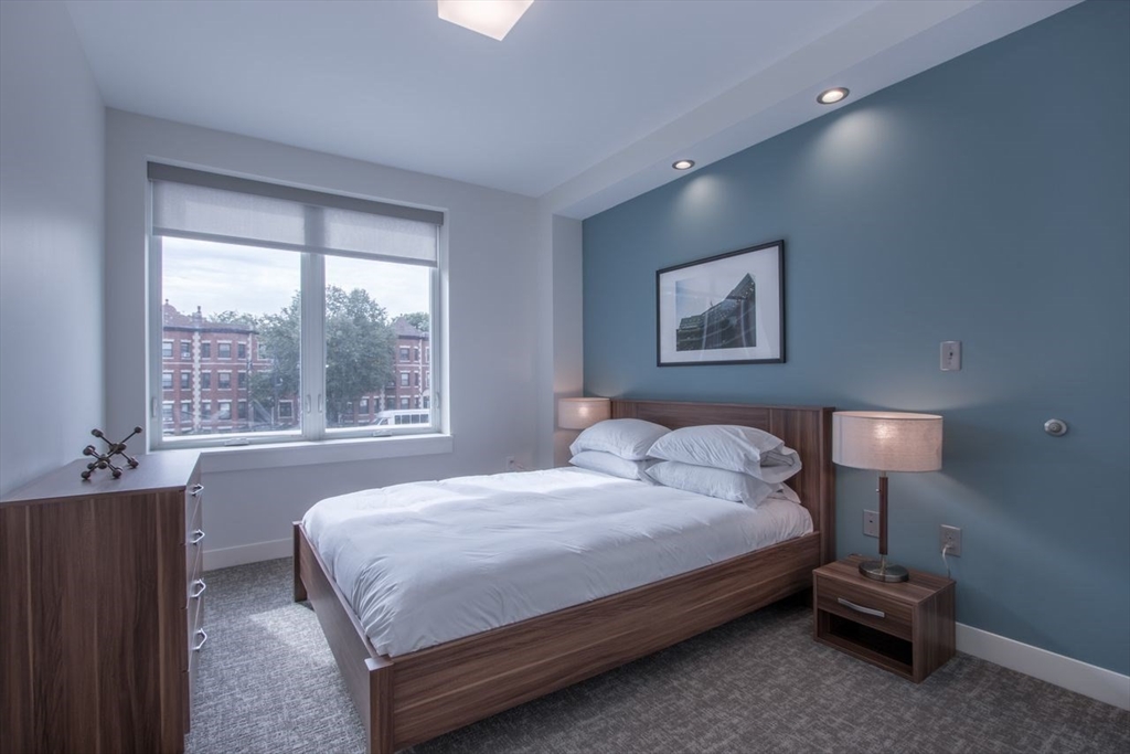 900 Beacon Street, Unit 403 Boston, MA 02215 - Photo 8 of 12