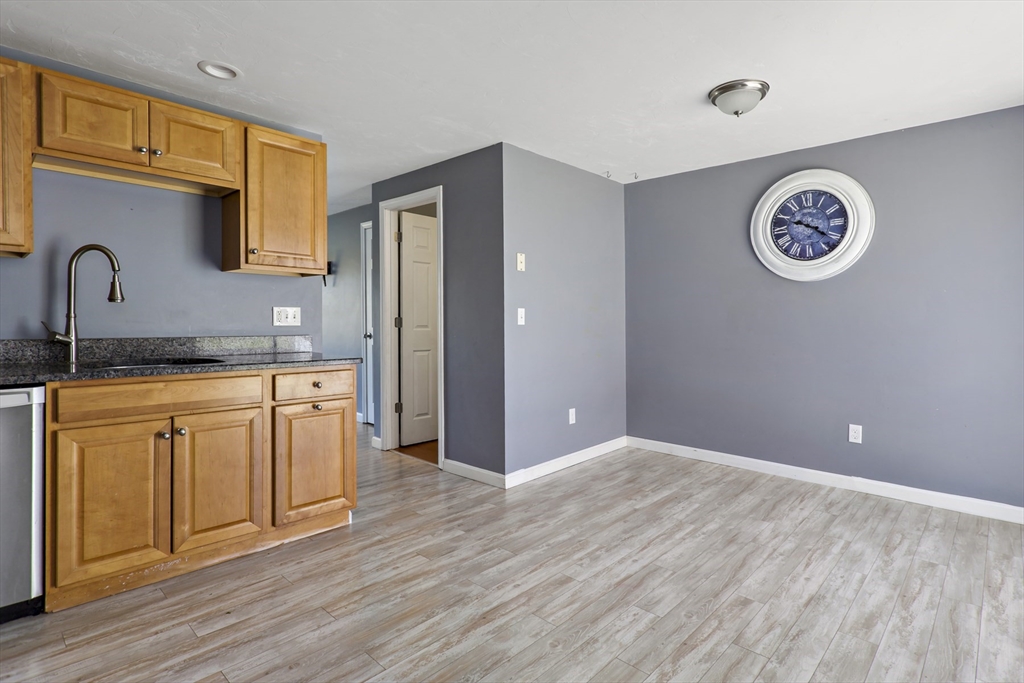 573 Carriage Shop Road, Unit G Falmouth, MA 02536 - Photo 11 of 25