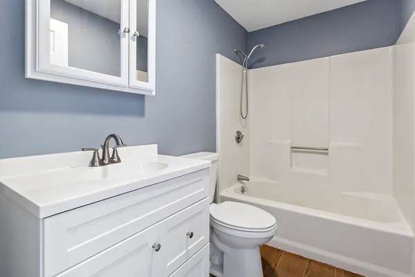$375,000 | 573 Carriage Shop Road, Unit G, Falmouth, MA 02536