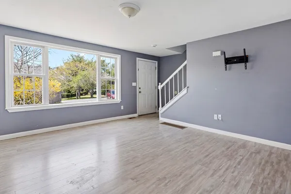 $375,000 | 573 Carriage Shop Road, Unit G, Falmouth, MA 02536