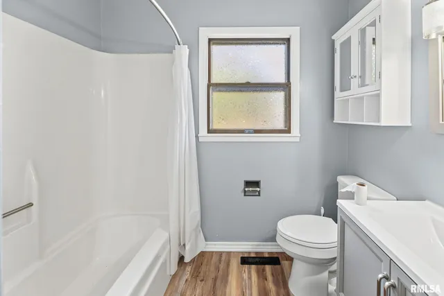 $110,200 | 1410 North 17th Street, Mount Vernon, IL 62864