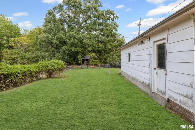 $110,200 | 1410 North 17th Street, Mount Vernon, IL 62864