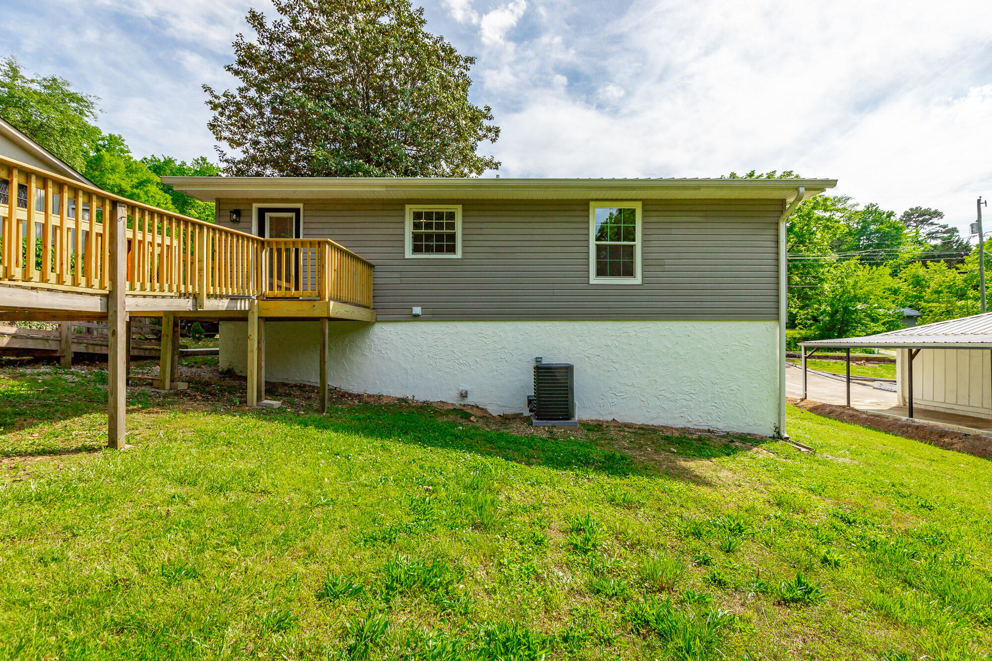 9050 Wooten Road Chattanooga, TN 37416 - Photo 42 of 48 Backof house