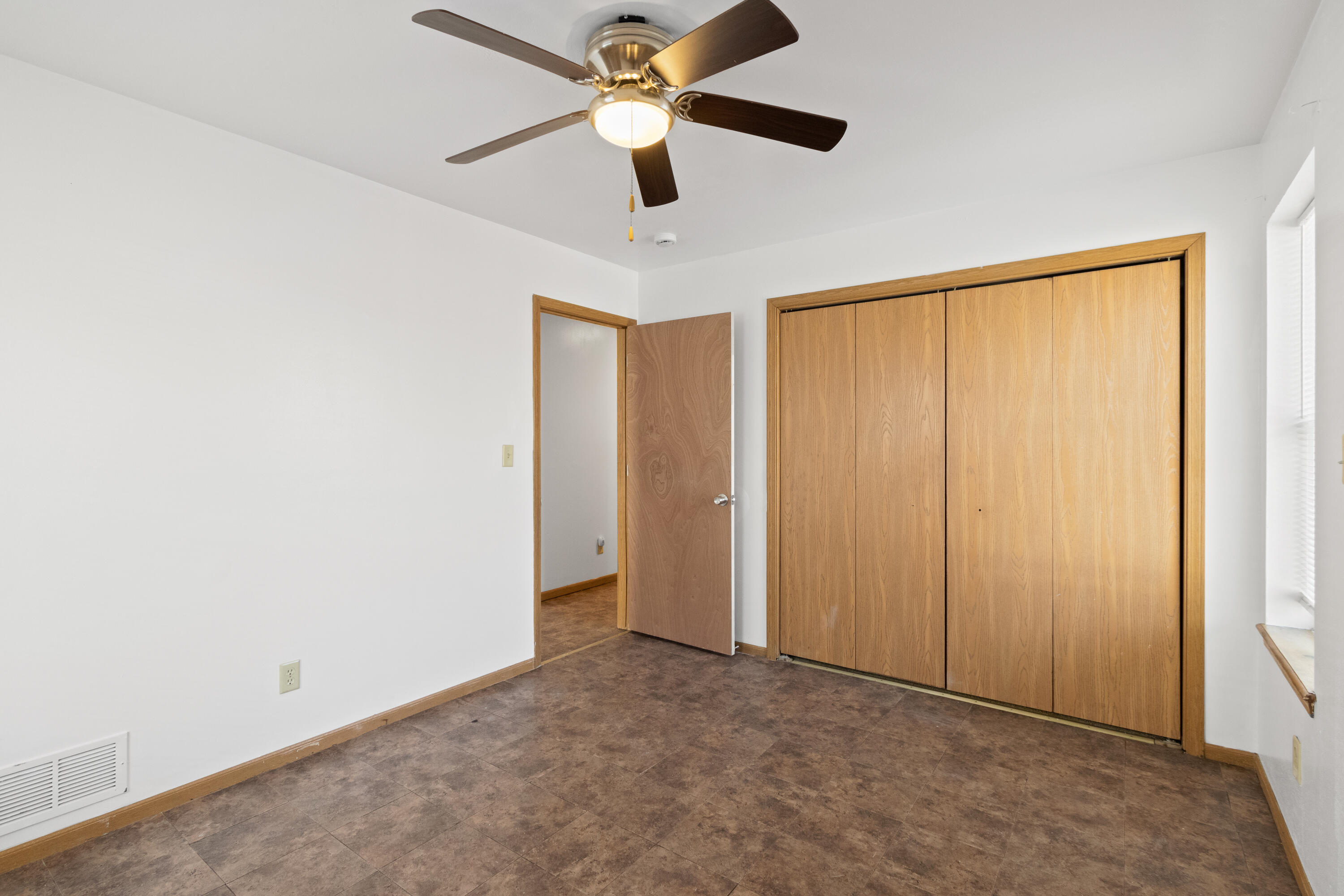 2029 North 28th Street Milwaukee, WI 53208 - Photo 11 of 17 2026-02-15 04.54.30-1