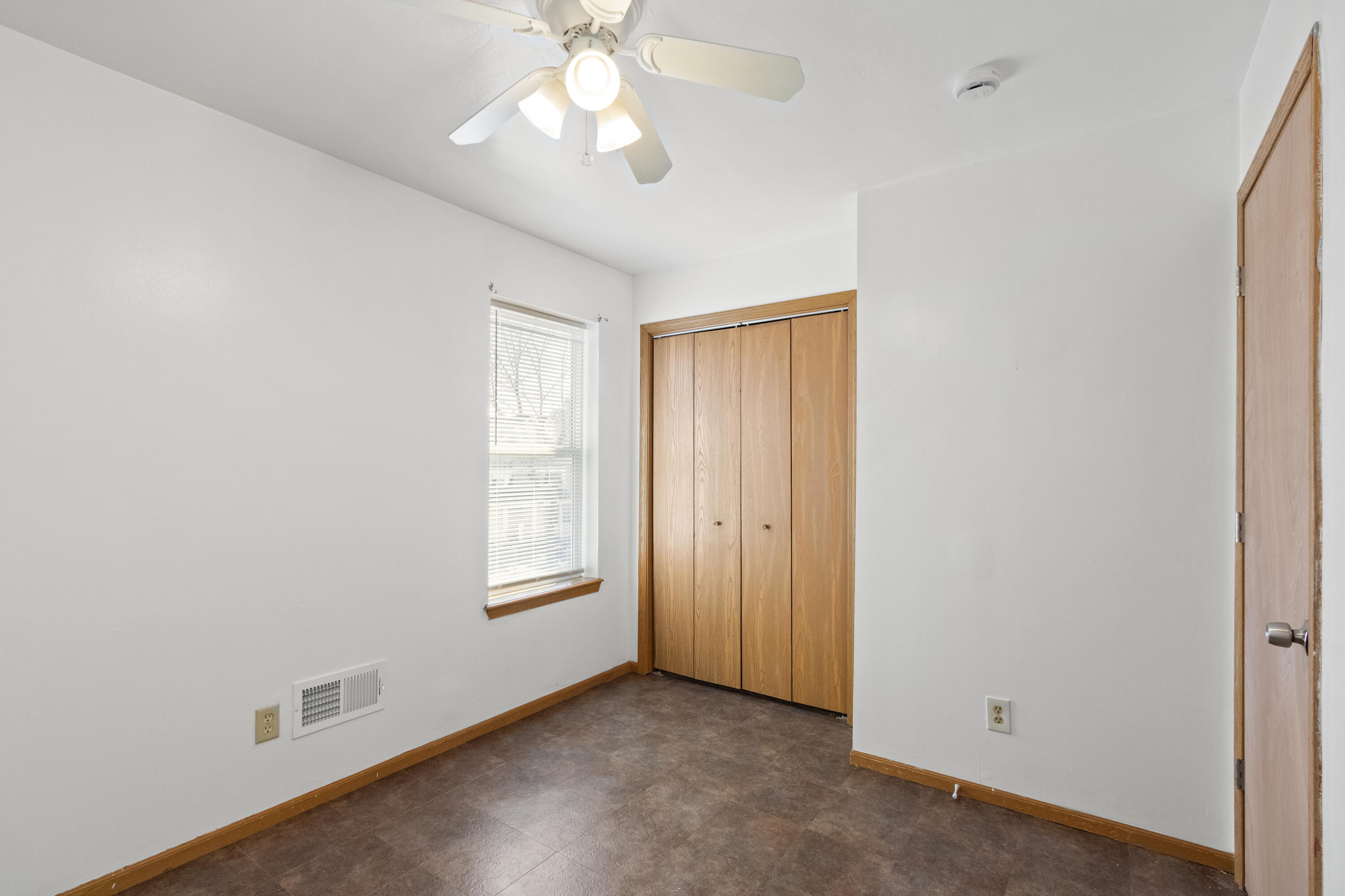 2029 North 28th Street Milwaukee, WI 53208 - Photo 9 of 17 2026-02-15 04.45.57-1