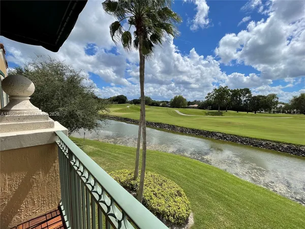$3,100 | 11720 St Andrews Place, Unit 302, Wellington, FL 33414