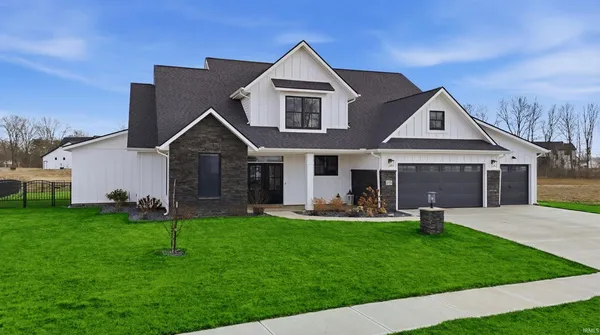 $920,000 | 570 Contour Cove, Huntertown, IN 46748