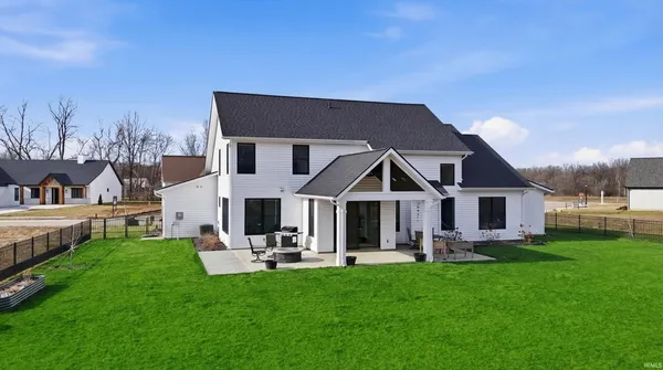 $899,000 | 570 Contour Cove, Huntertown, IN 46748