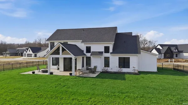 $899,000 | 570 Contour Cove, Huntertown, IN 46748