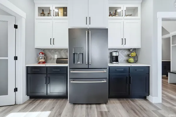 $899,000 | 570 Contour Cove, Huntertown, IN 46748