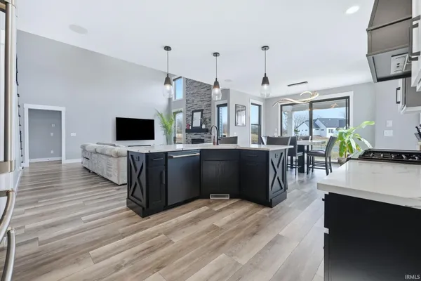 $899,000 | 570 Contour Cove, Huntertown, IN 46748