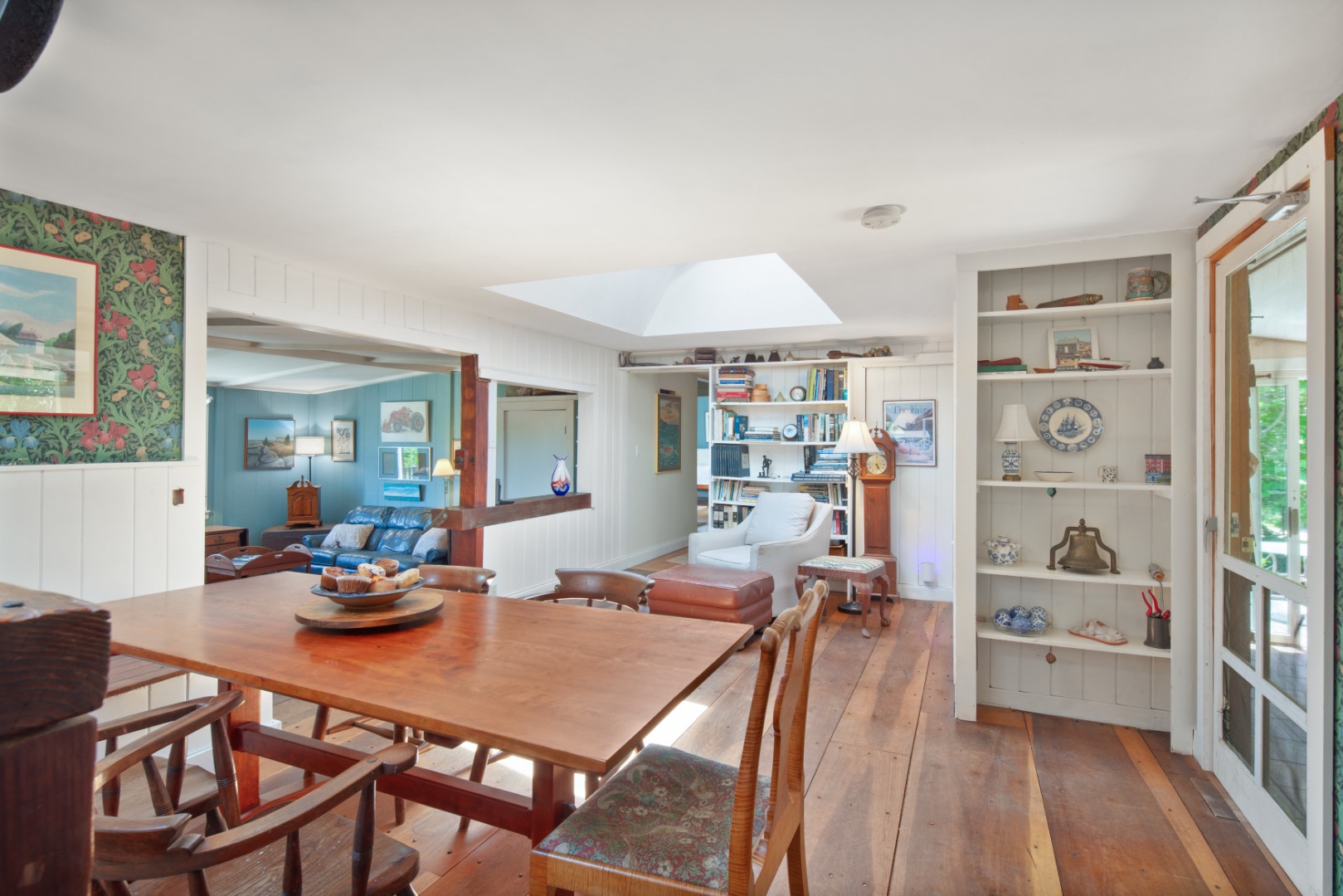 8 Rumpus Ridge Road Chilmark, MA 02535 - Photo 2 of 27