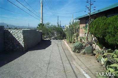 241 West Old Ina Road Tucson, AZ 85704 - Photo 4 of 4 Gallery Image 4