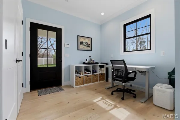 $950,000 | 516 Arminda Avenue, Kirkwood, MO 63122