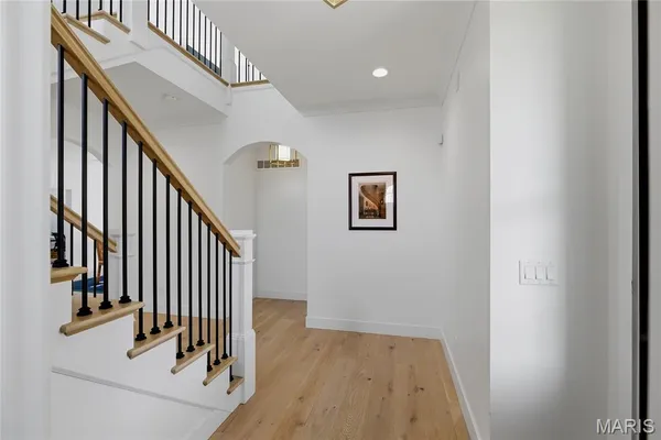 $950,000 | 516 Arminda Avenue, Kirkwood, MO 63122