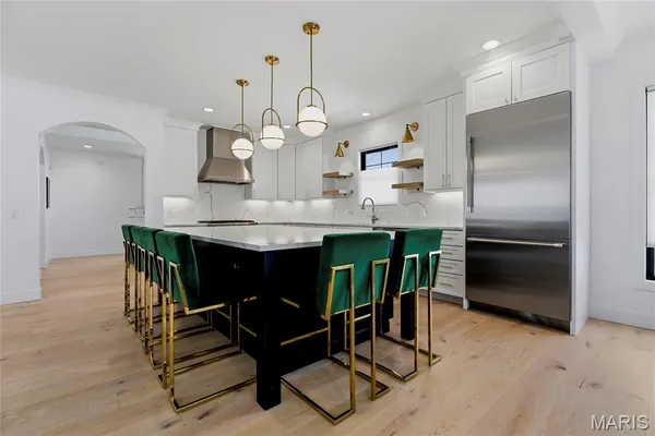 $950,000 | 516 Arminda Avenue, Kirkwood, MO 63122