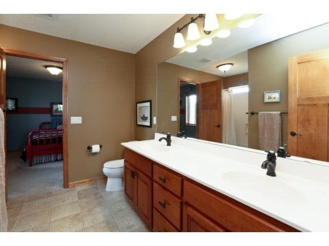 9965 Trails End Road Chanhassen, MN 55317 - Photo 11 of 18 Gallery Image 11