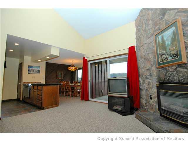 325 Four Oclock Road, Unit A304 Breckenridge, CO 80424 - Photo 18 of 25 Gallery Image 18