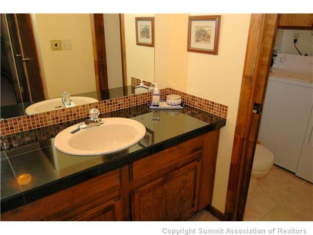 325 Four Oclock Road, Unit A304 Breckenridge, CO 80424 - Photo 22 of 25 Gallery Image 22